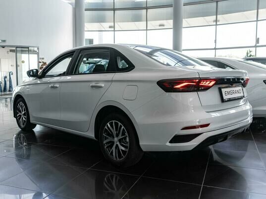 Geely Emgrand Luxury