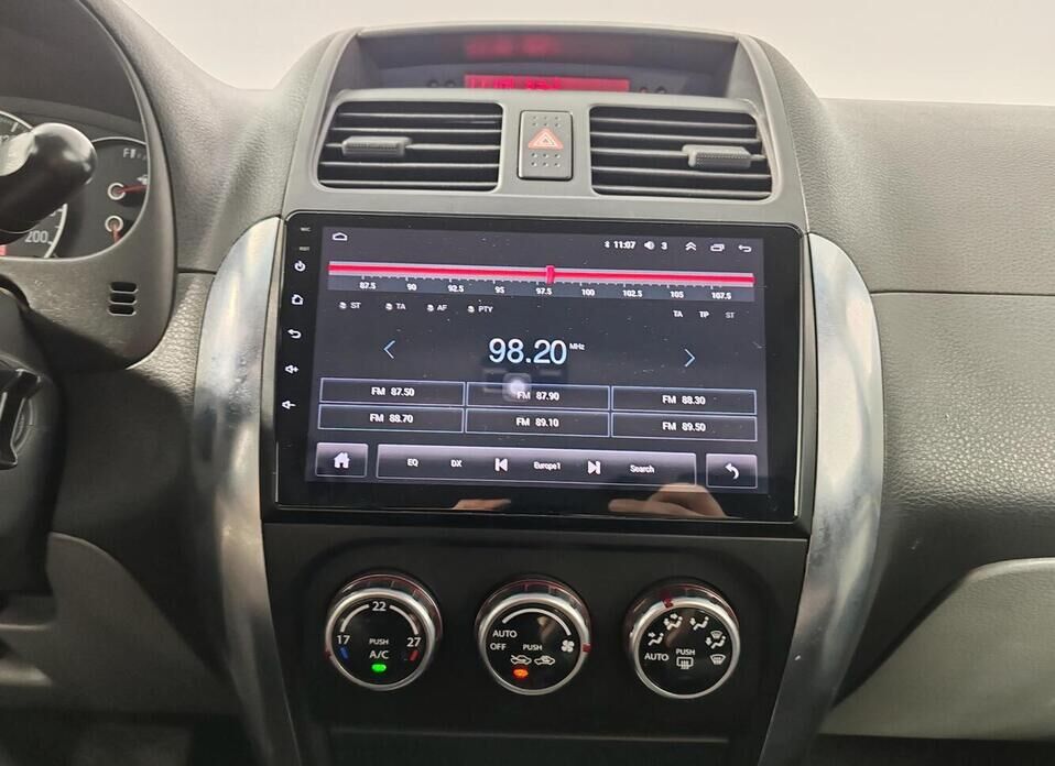Suzuki SX4 1.6 AT (107 л.с.)
