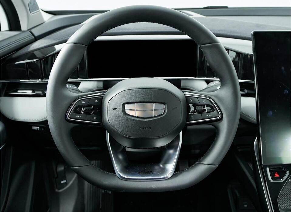 Geely Atlas, II 2.0 AT (200 л.с.) 4WD