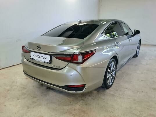 Lexus ES, 2020 г., 66 640 км