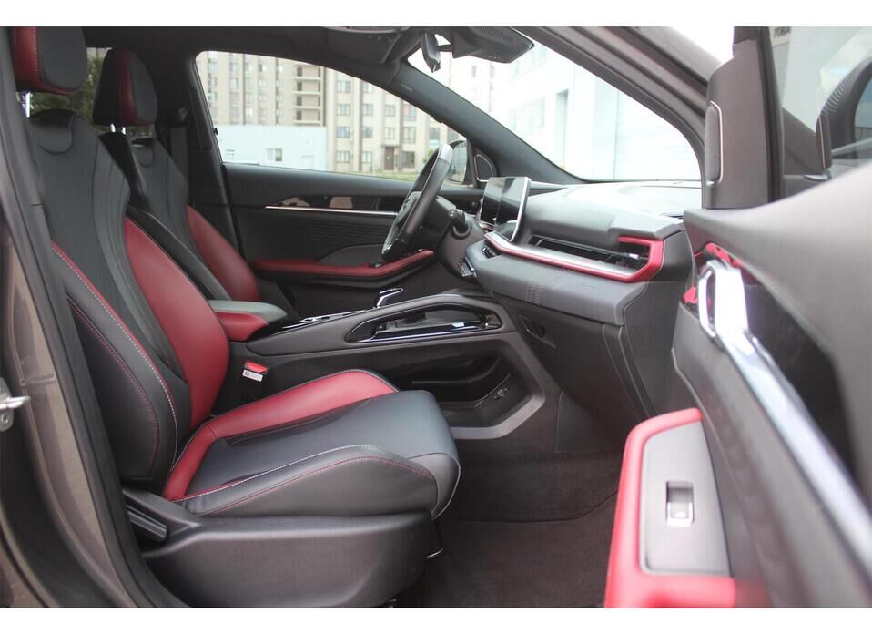 Geely Coolray, I Рестайлинг 1.5 AMT (147 л.с.)