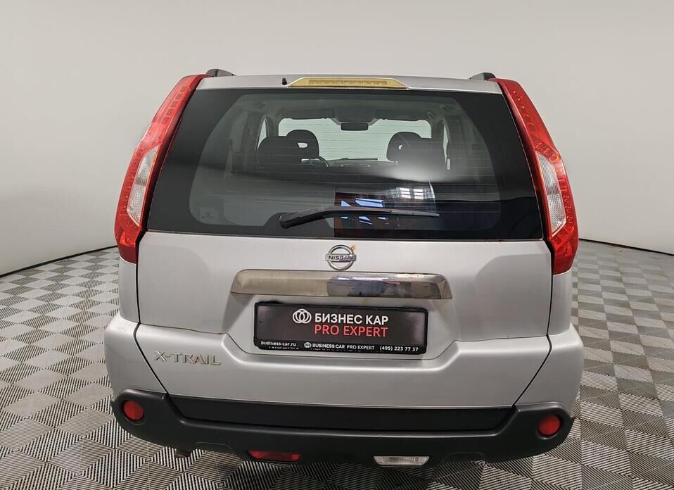 Nissan X-Trail, II Рестайлинг 2.0 CVT (141 л.с.) 4WD