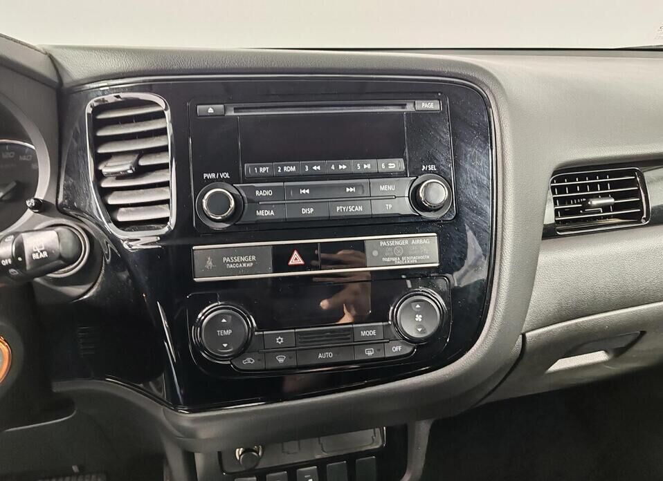 Mitsubishi Outlander, III Рестайлинг 3 2.0 CVT (146 л.с.) 4WD