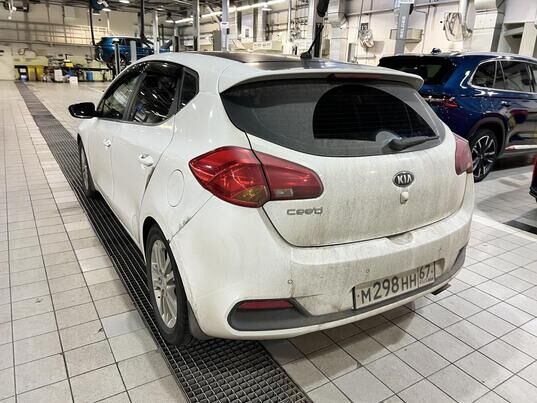 Kia Ceed, II, 2014 г., 217 238 км