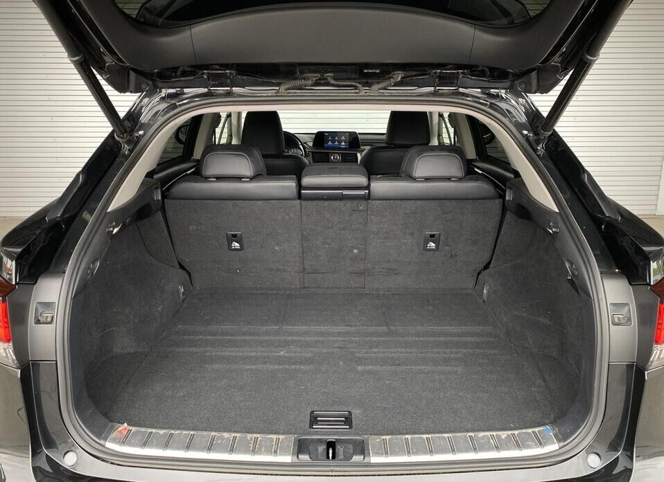 Lexus RX, IV Рестайлинг 300 2.0 AT (238 л.с.) 4WD