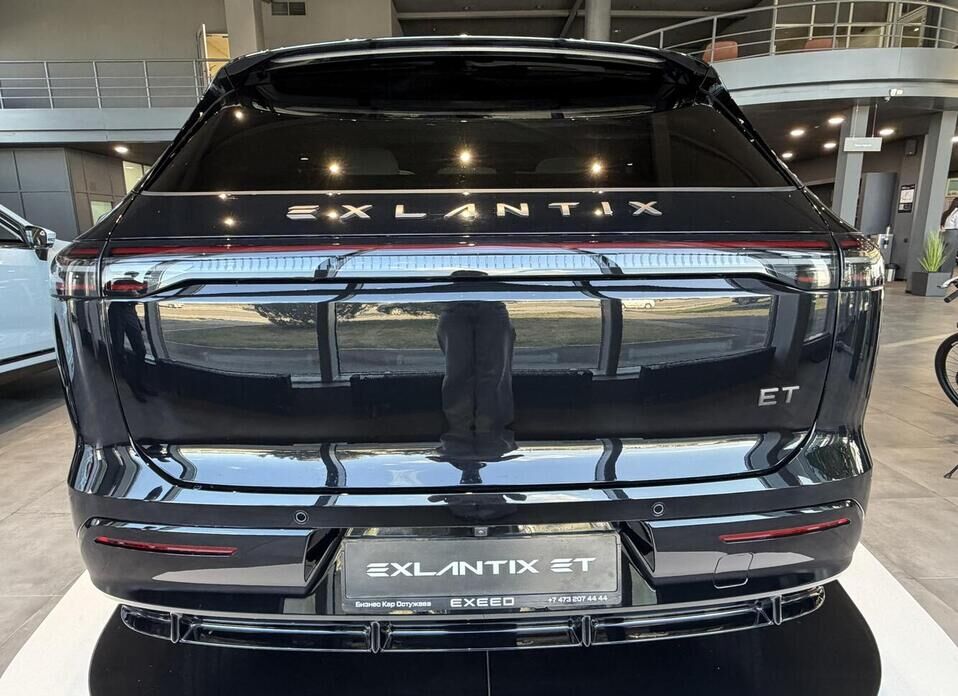 EXEED Exlantix ET 1.5hyb AT (469 л.с.) 4WD
