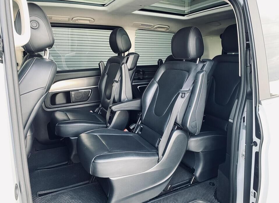 Mercedes-Benz V-Класс, III (W447) Рестайлинг 300 d длинный 2.0d AT (239 л.с.) 4WD