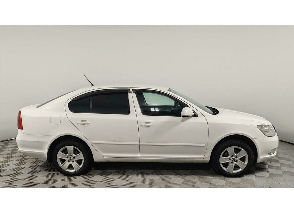 Skoda Octavia 1.8 AT (152 л.с.)