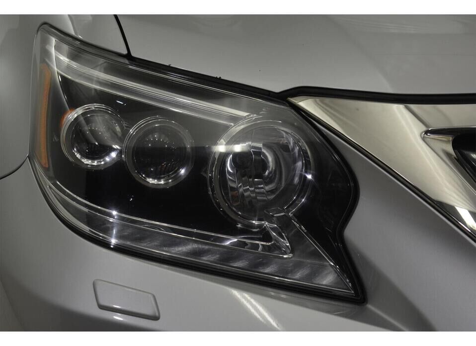 Lexus GX, II Рестайлинг 460 4.6 AT (296 л.с.) 4WD