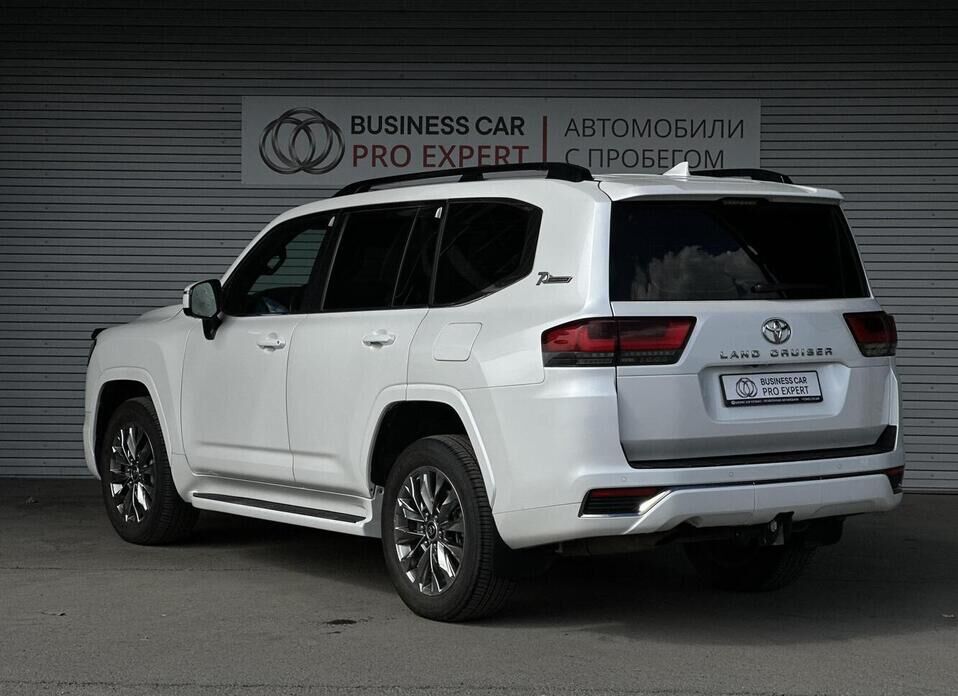 Toyota Land Cruiser, 300 Series 3.5 AT (415 л.с.) 4WD