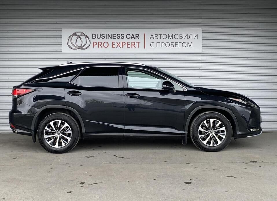 Lexus RX, IV Рестайлинг 300 2.0 AT (238 л.с.) 4WD