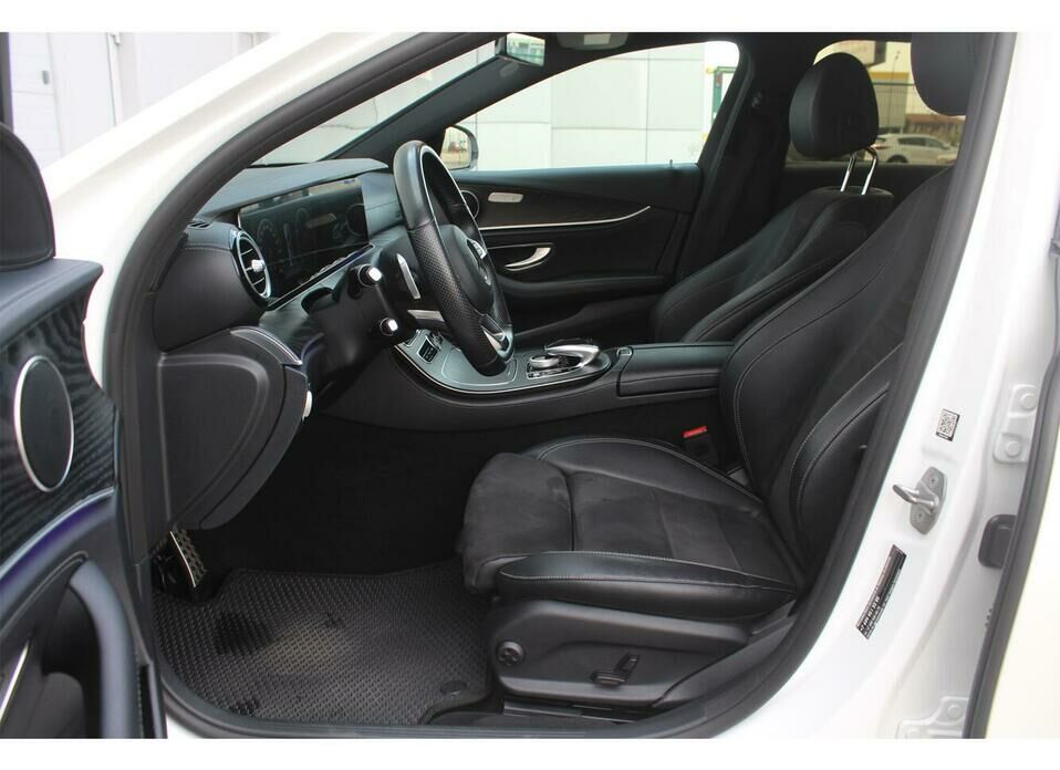 Mercedes-Benz E-Класс 200 2.0 AT (184 л.с.)