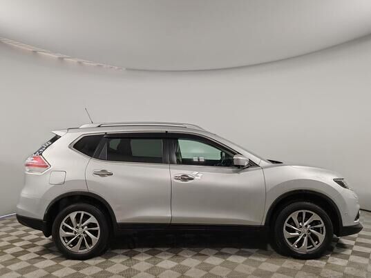 Nissan X-Trail, 2015 г., 83 791 км