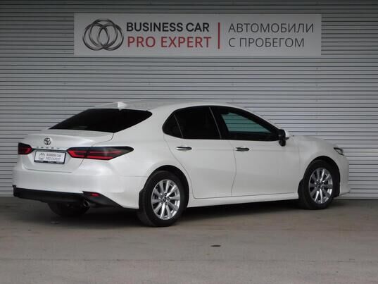 Toyota Camry, 2019 г., 96 710 км