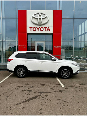 Mitsubishi Outlander, 2016 г., 163 070 км