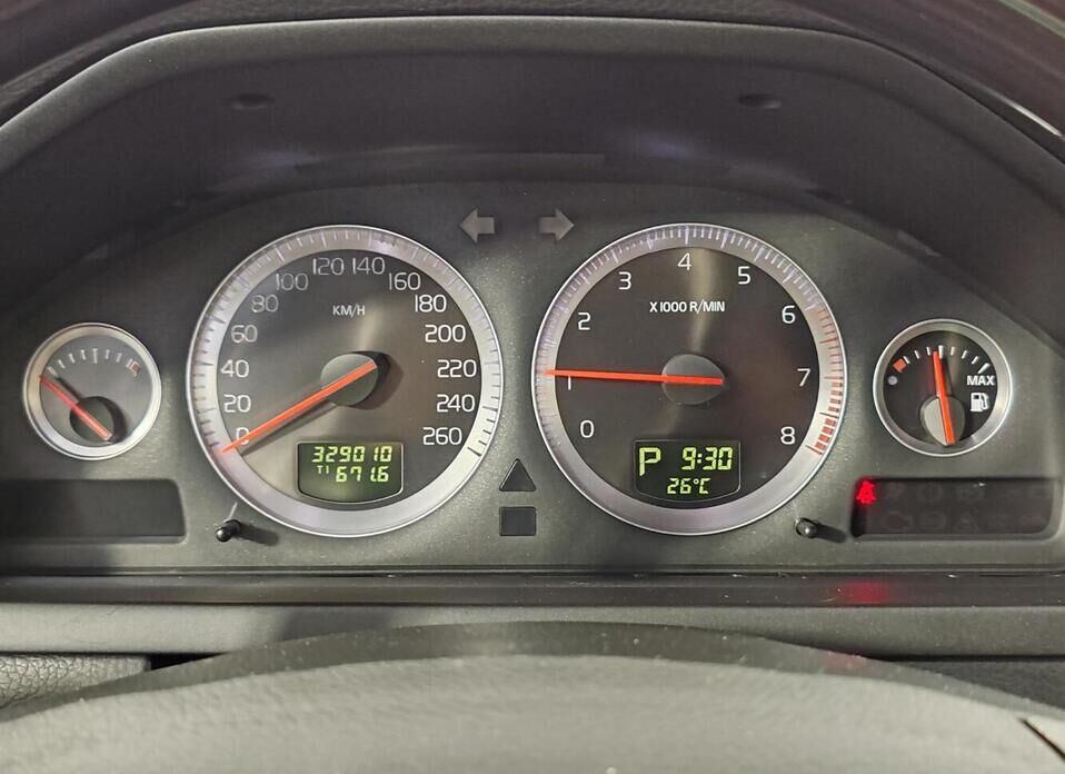 Volvo XC90, I Рестайлинг 3.2 AT (238 л.с.) 4WD