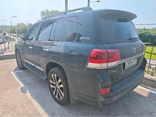 Toyota Land Cruiser, 2019&nbsp;г., 61&nbsp;423&nbsp;км