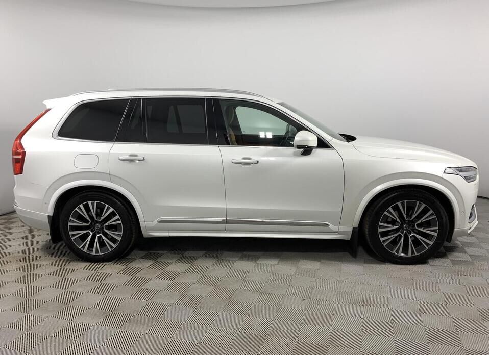Volvo XC90, II Рестайлинг B5 2.0d AT (235 л.с.) 4WD