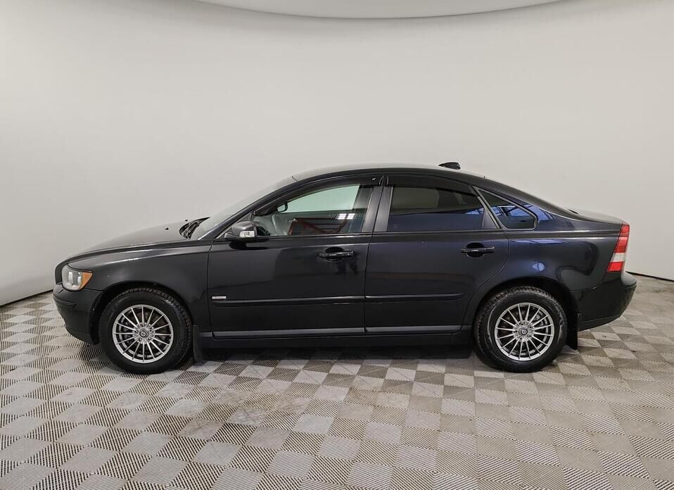 Volvo S40 1.6 MT (100 л.с.)