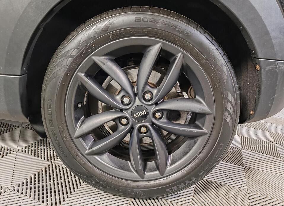 MINI Paceman Cooper 1.6 AT (122 л.с.)