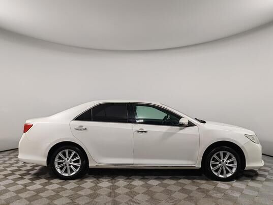 Toyota Camry, 2013&nbsp;г., 211&nbsp;601&nbsp;км