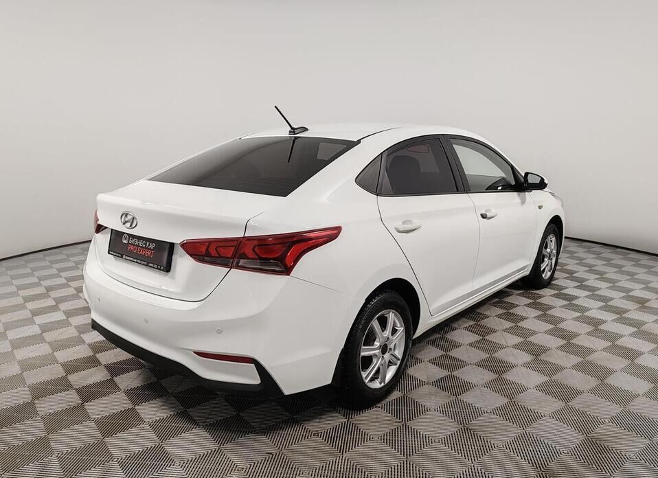 Hyundai Solaris, II 1.6 AT (123 л.с.)