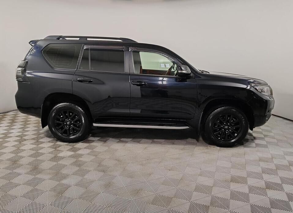 Toyota Land Cruiser Prado, 150 Series Рестайлинг 3 4.0 AT (249 л.с.) 4WD