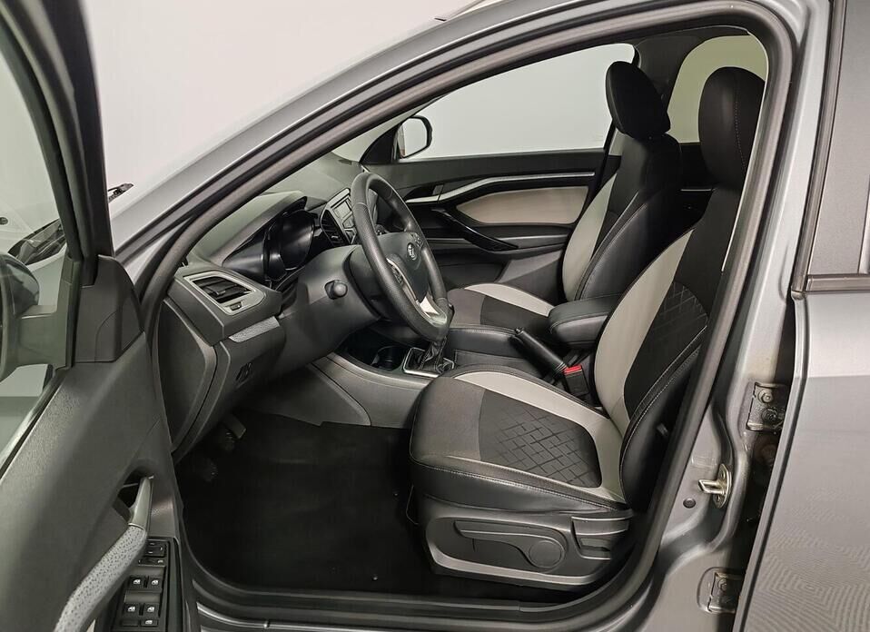 LADA (ВАЗ) Vesta, I SW Cross 1.6 MT (106 л.с.)