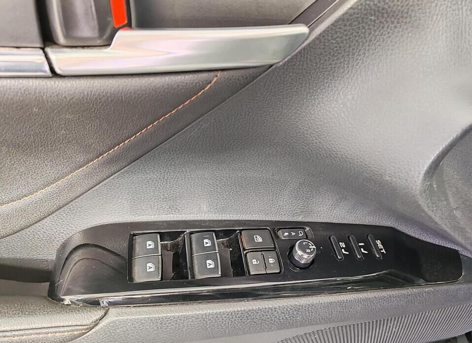 Toyota Camry, VIII (XV70) 3.5 AT (249 л.с.)