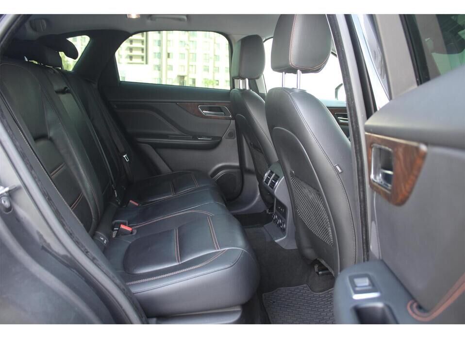 Jaguar F-Pace, I 2.0d AT (180 л.с.) 4WD