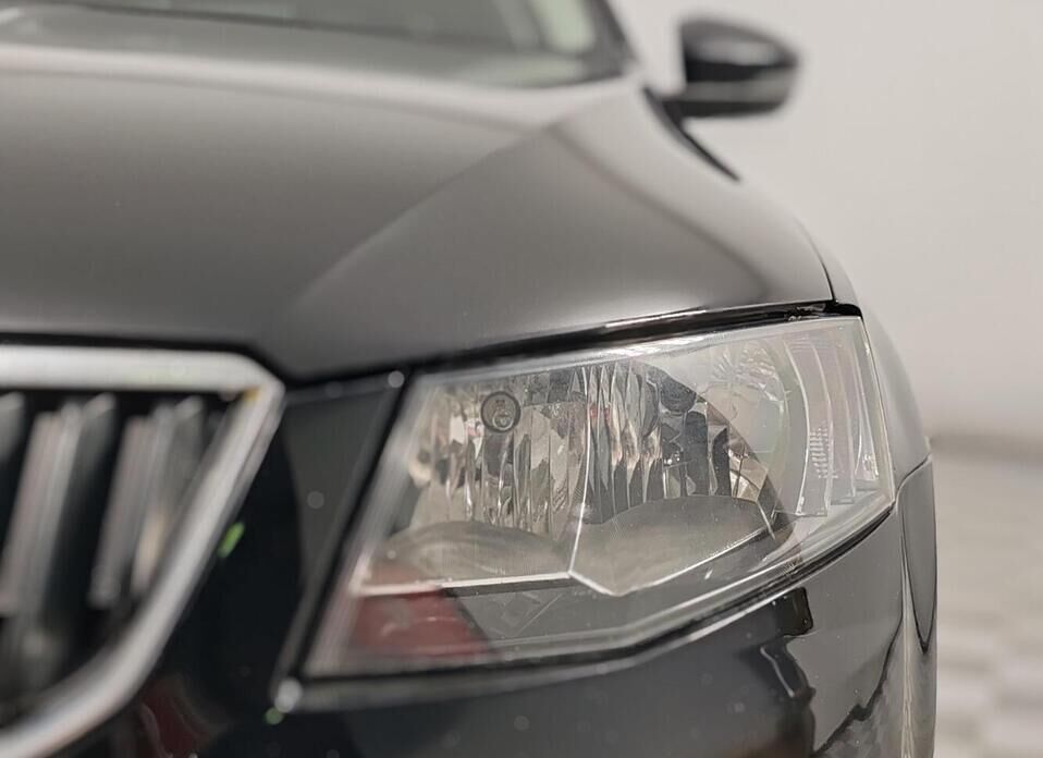 Skoda Octavia, III (A7) 1.6 MT (110 л.с.)