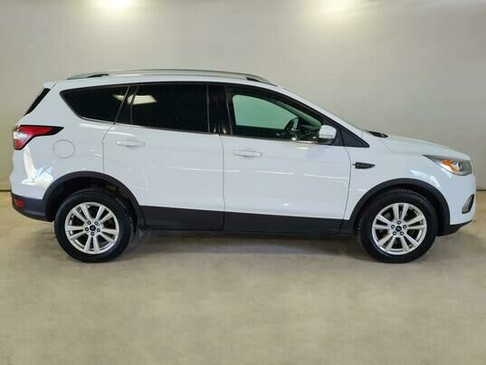 Ford Kuga, 2017 г., 166 112 км