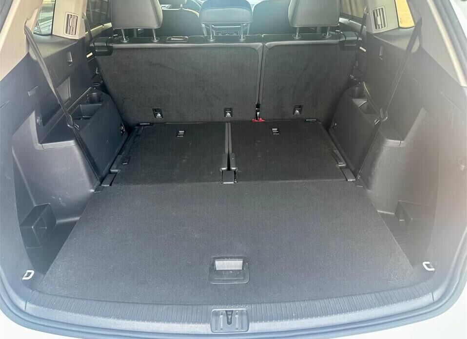 Volkswagen Teramont 2.0 AT (220 л.с.) 4WD