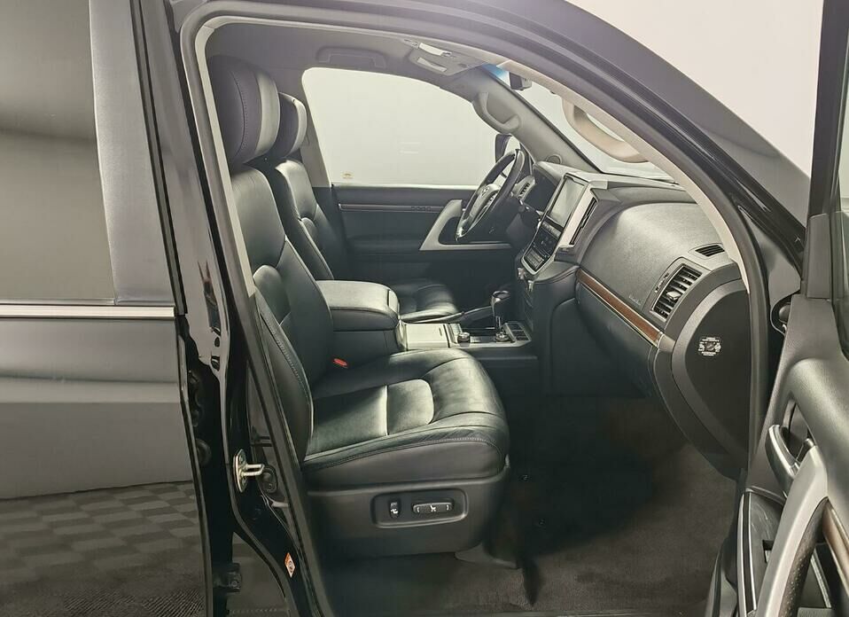 Toyota Land Cruiser 4.5d AT (249 л.с.) 4WD