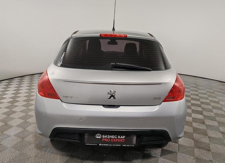 Peugeot 308, I Рестайлинг 1.6 AT (120 л.с.)