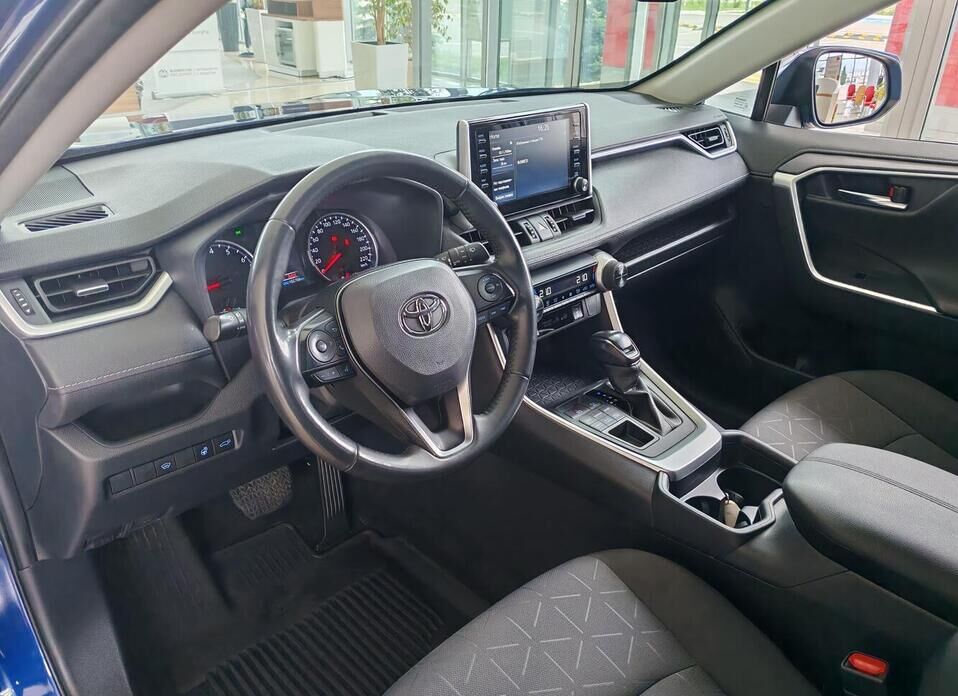 Toyota RAV4, V (XA50) 2.0 CVT (149 л.с.) 4WD