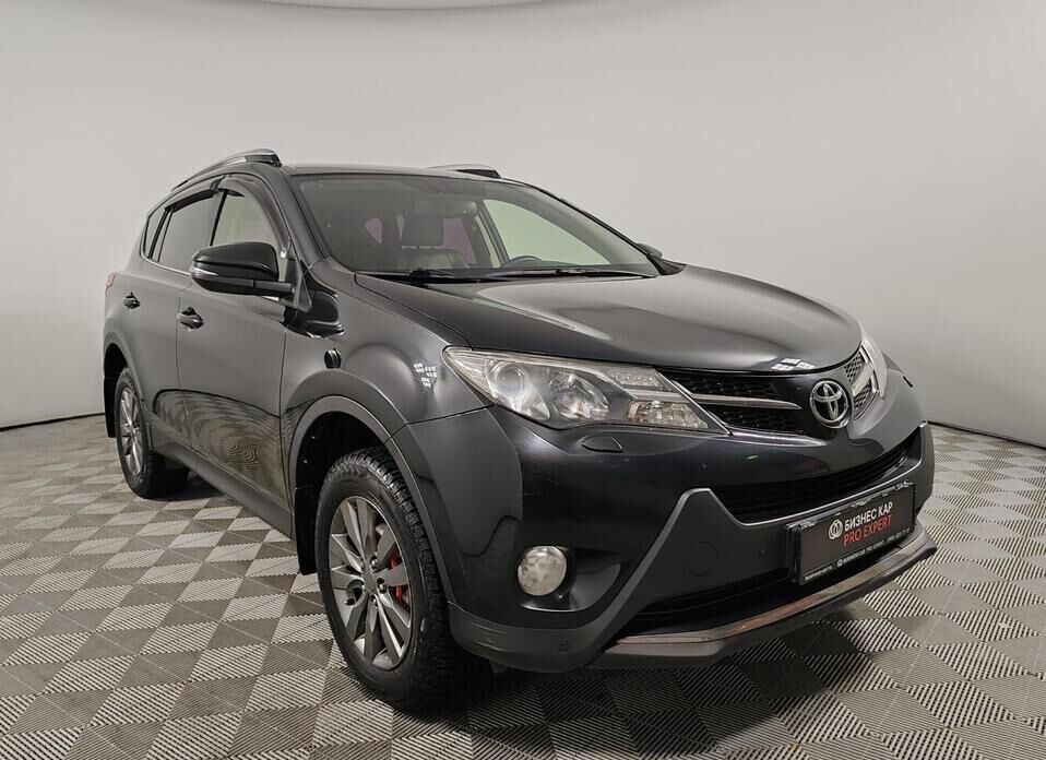 Toyota RAV4 2.2d AT (149 л.с.) 4WD