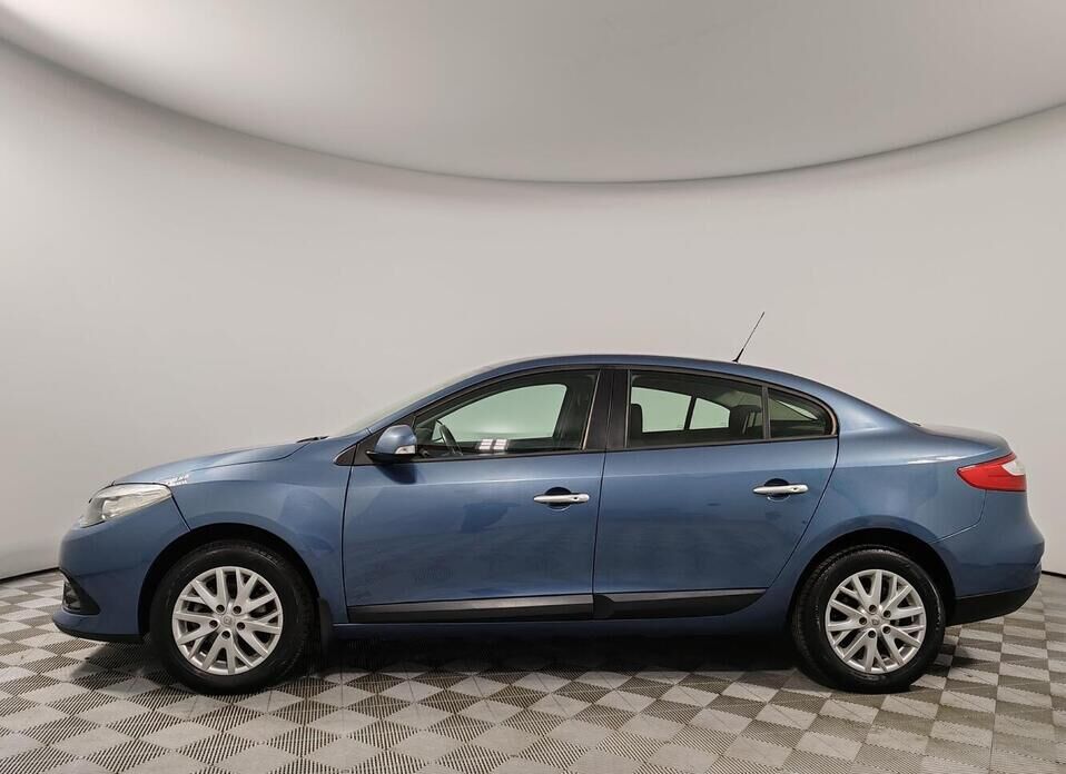 Renault Fluence, I Рестайлинг 1.6 MT (106 л.с.)
