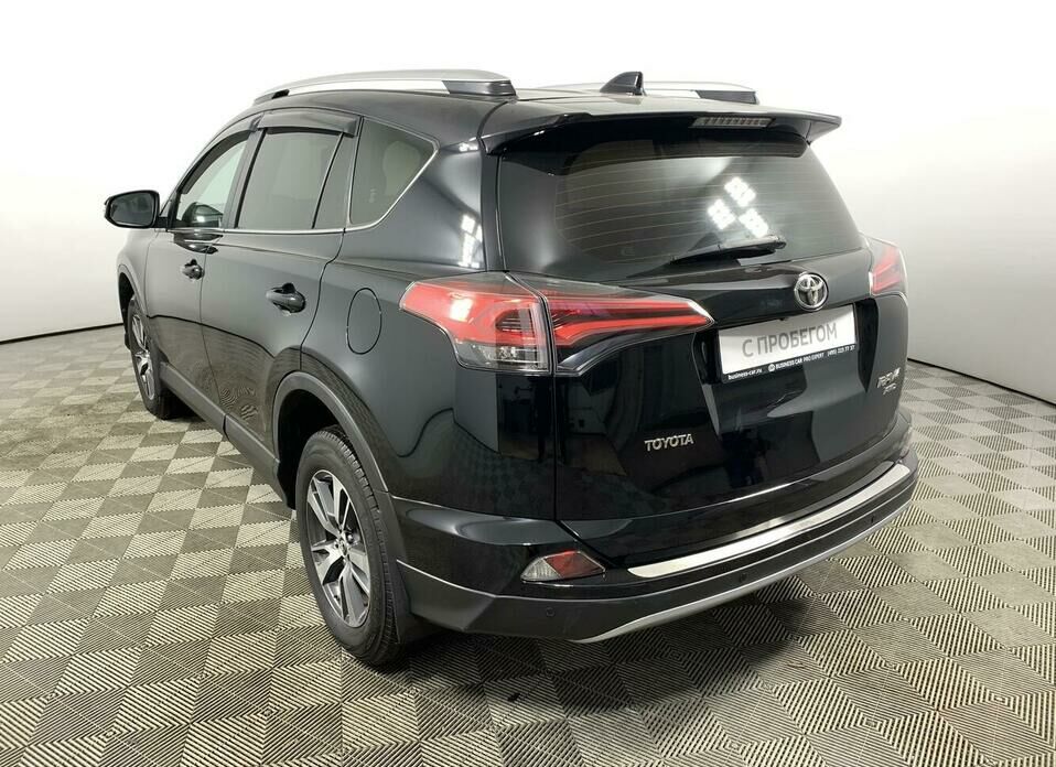 Toyota RAV4 2.2d AT (150 л.с.) 4WD