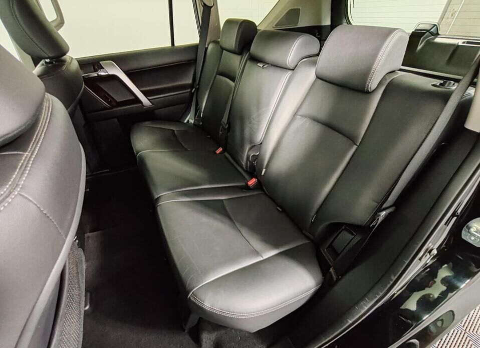 Toyota Land Cruiser Prado, 150 Series Рестайлинг 1 4.0 AT (282 л.с.) 4WD