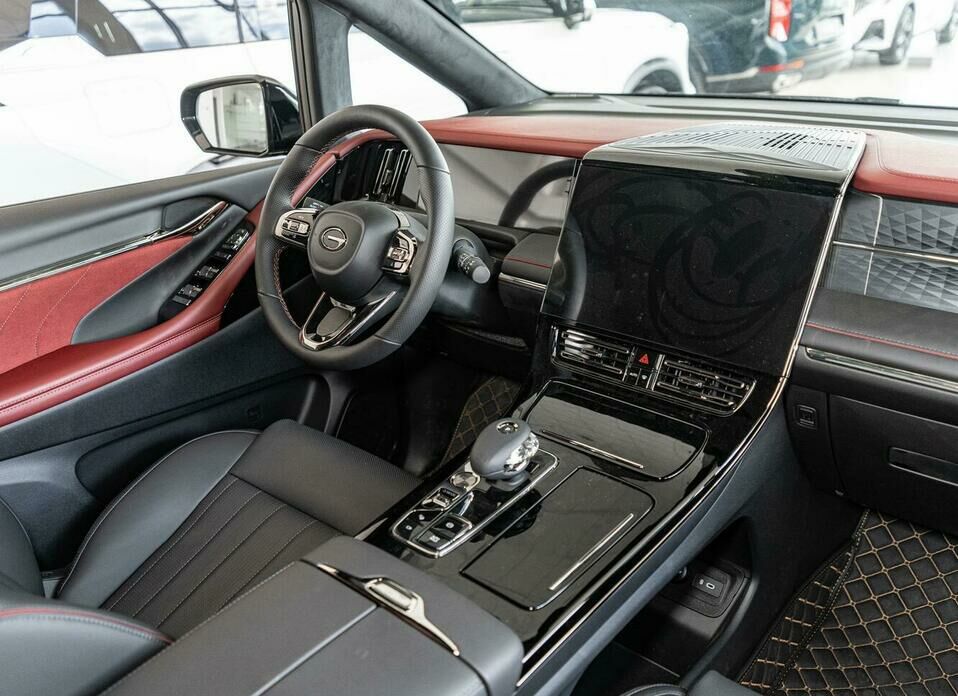 GAC M8 2.0 AT (231 л.с.)