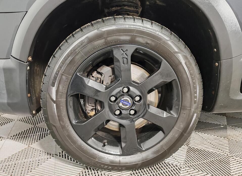 Volvo XC70, II 2.4d AT (163 л.с.) 4WD
