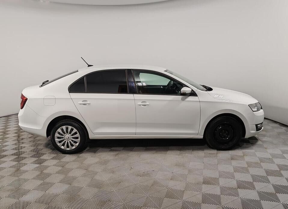 Skoda Rapid, I Рестайлинг 1.6 AT (110 л.с.)