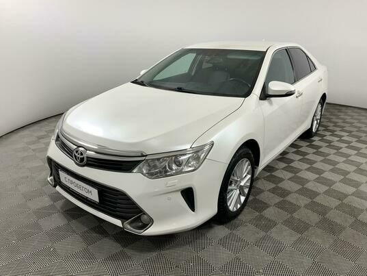 Toyota Camry, 2015 г., 111 473 км