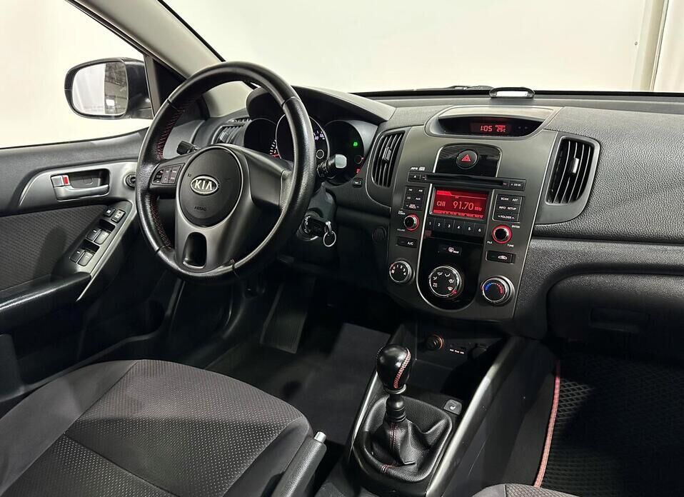 Kia Cerato, II 6-speed 1.6 MT (126 л.с.)