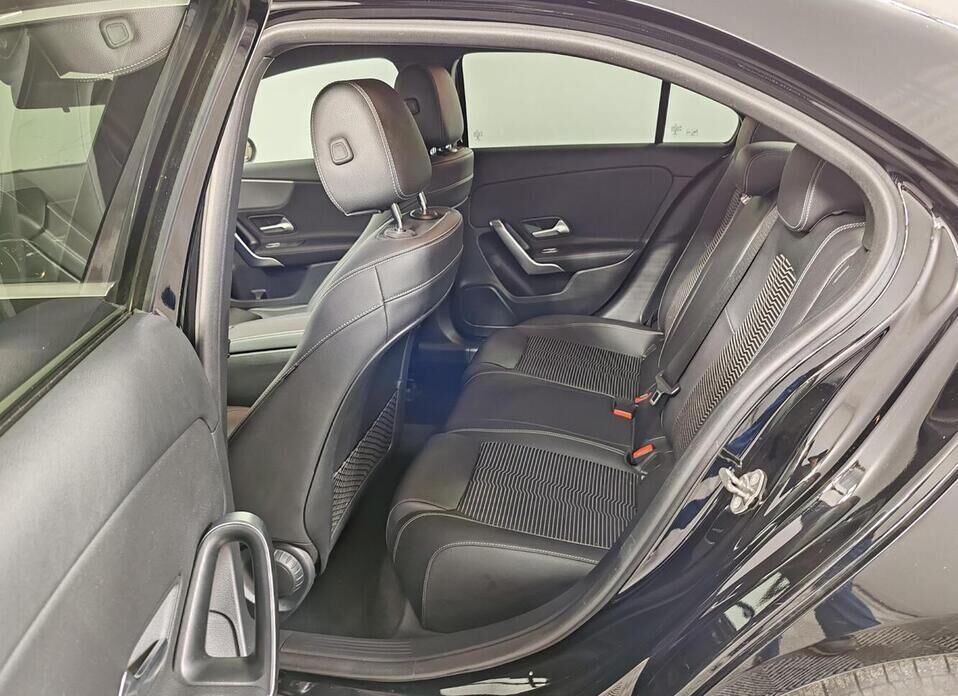 Mercedes-Benz A-Класс, IV (W177) 200 1.3 AMT (150 л.с.)