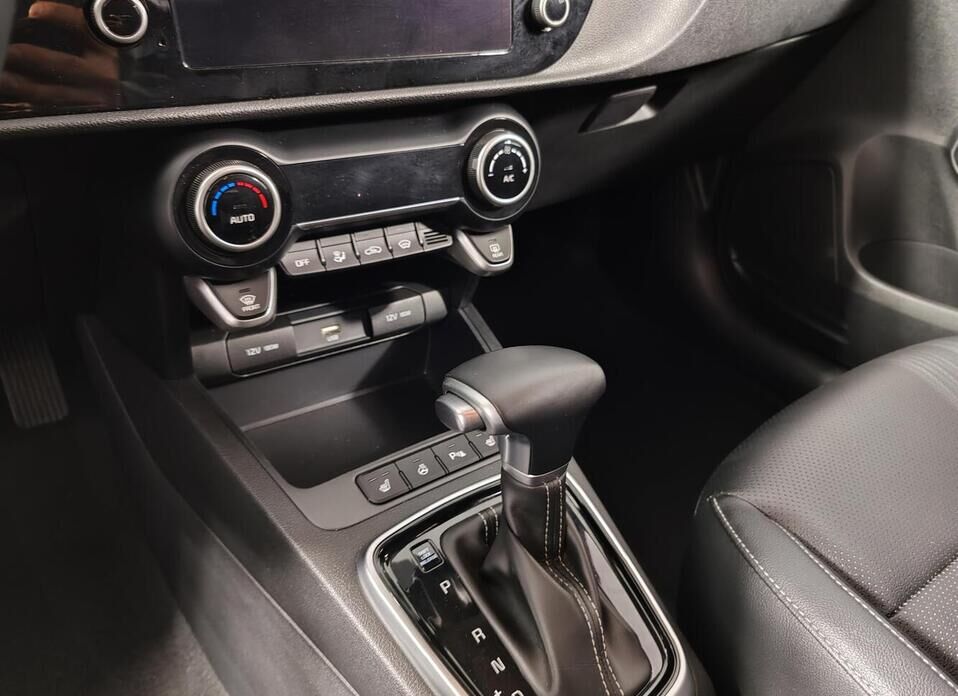 Kia Rio, IV Рестайлинг X 1.6 AT (123 л.с.)