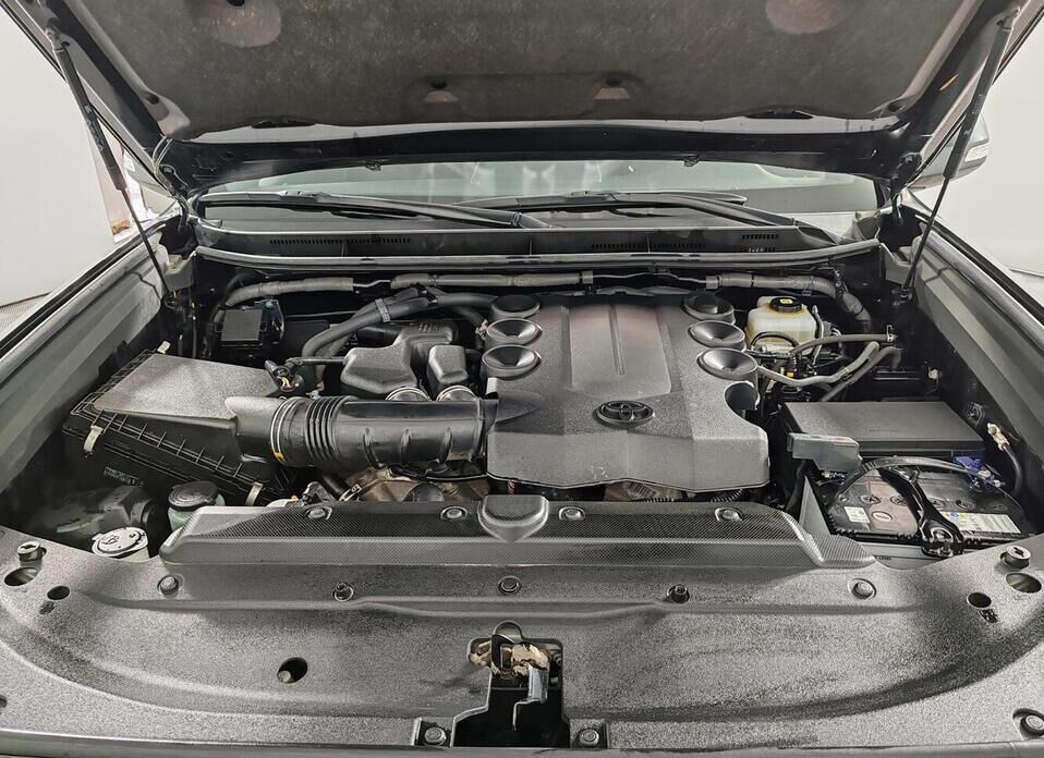 Toyota Land Cruiser Prado, 150 Series Рестайлинг 3 4.0 AT (249 л.с.) 4WD