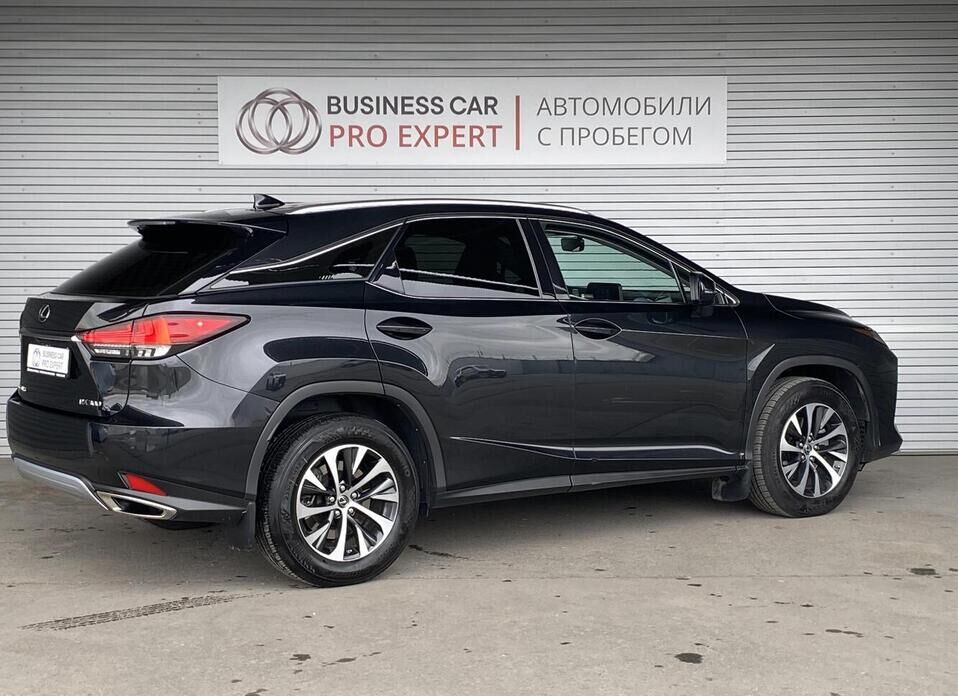 Lexus RX, IV Рестайлинг 300 2.0 AT (238 л.с.) 4WD