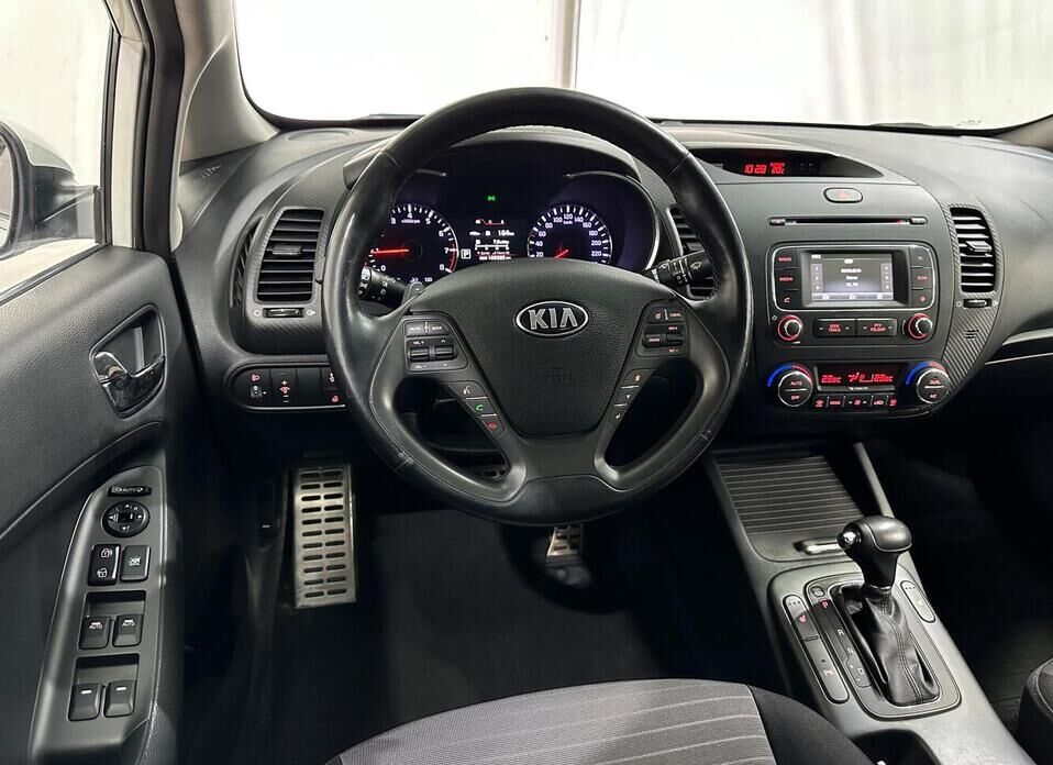 Kia Cerato, III 2.0 AT (150 л.с.)